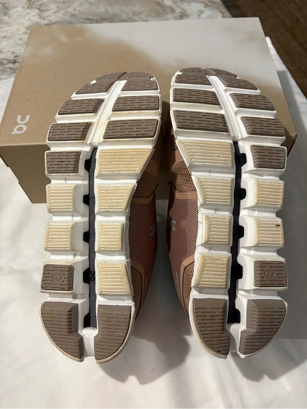 Women’s On Running Athletic Shoes in Tan and Mauve - Picture 6 of 7